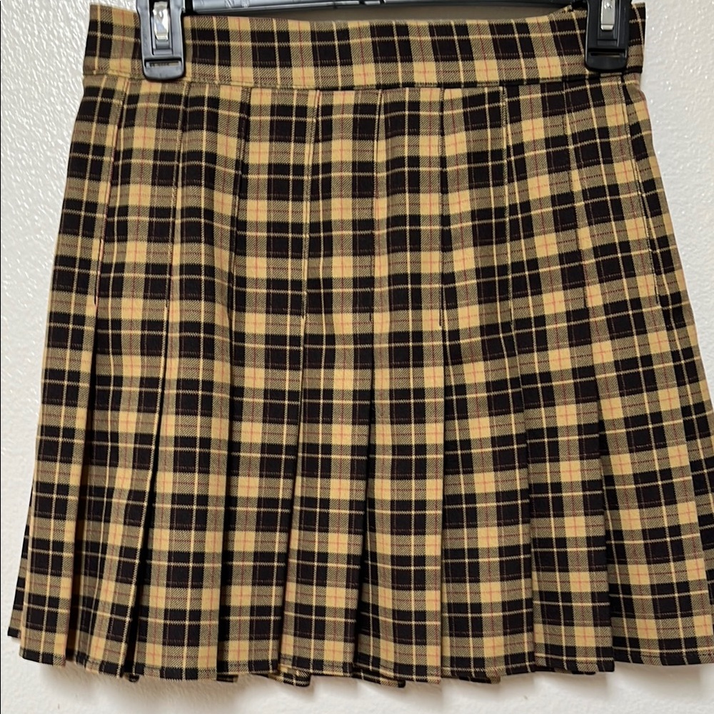 Boohoo Yellow and Black Mini Skater Skirt